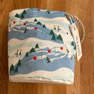 NWT. Sea Bags Skier pattern tote